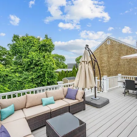 7 Bodfish Avenue Sandwich - Life's A Beach!